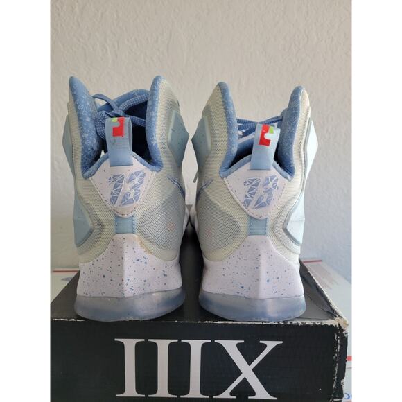 Nike LeBron 13 Christmas Men\'s Basketball Shoes Size 11